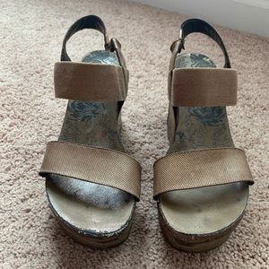 Women’s OTBT Wedges - Very Worn - 9